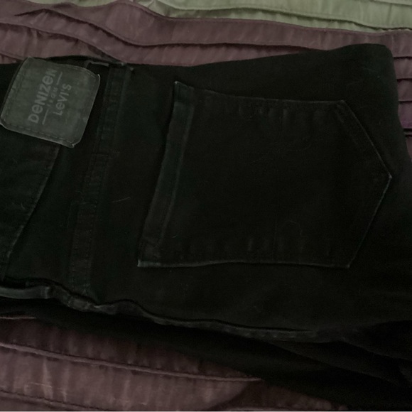 Levi's Black Denim Jeans - Picture 6 of 6